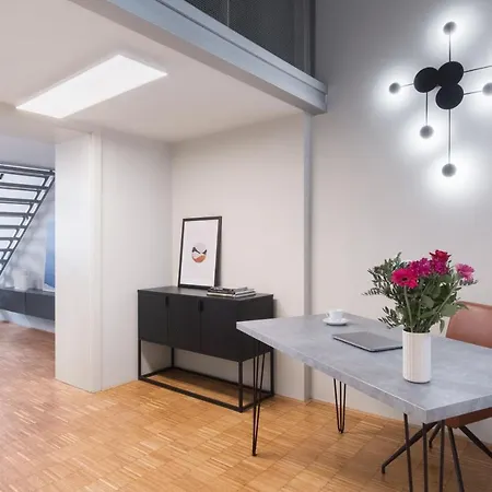 Prague Days - Loft Apt - Parking - 4 Min Wenceslas Sq Exterior photo