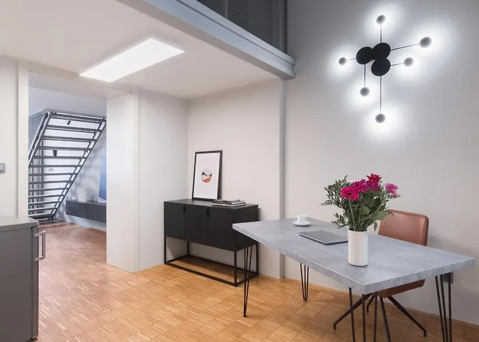 Prague Days - Loft Apt - Parking - 4 Min Wenceslas Sq